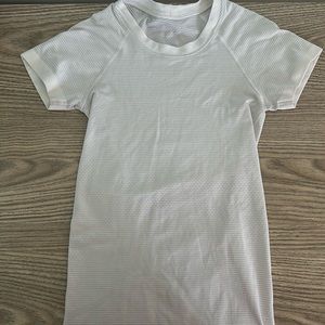 LULULEMON SWIFTLY TEE SHIRT